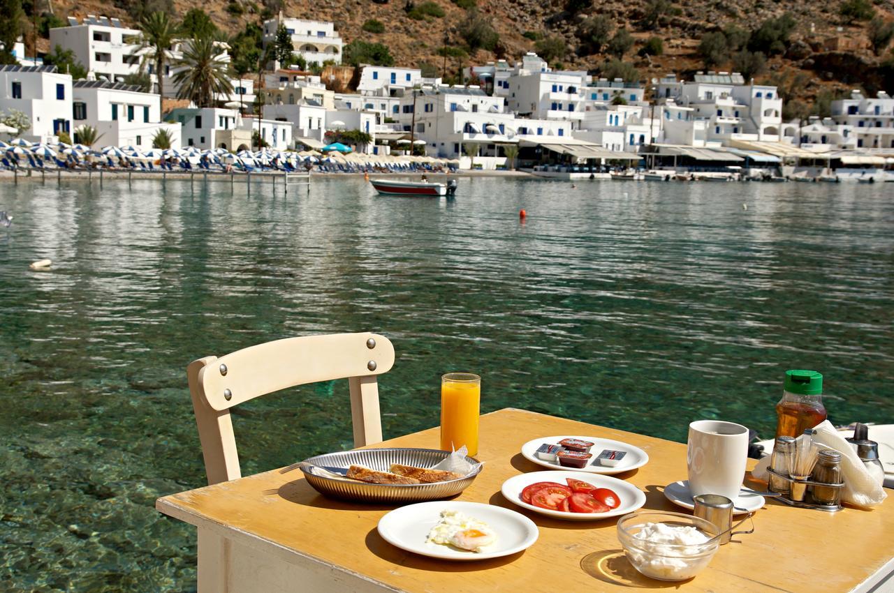 Madares Hotel Loutro Eksteriør billede