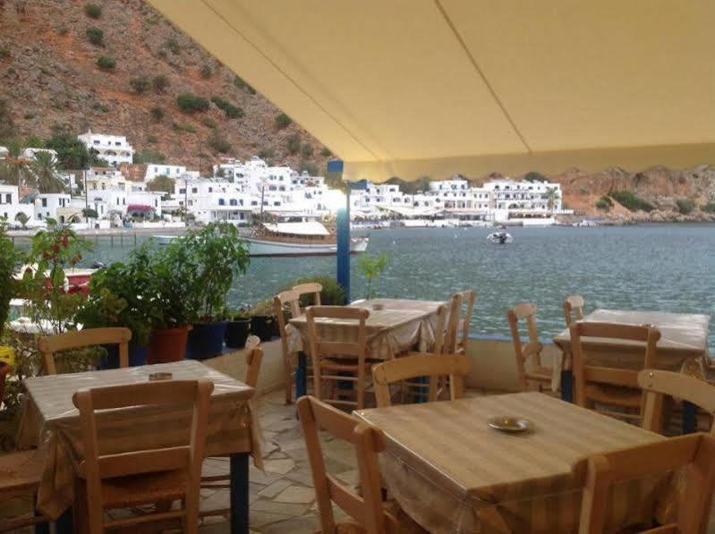 Madares Hotel Loutro Eksteriør billede