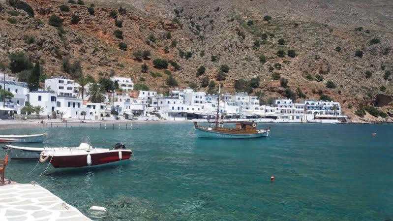 Madares Hotel Loutro Eksteriør billede